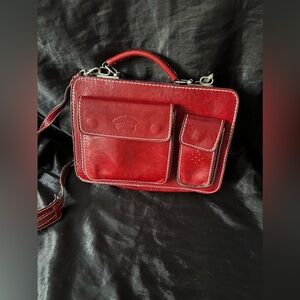 Vintage leather venice crossbody bag